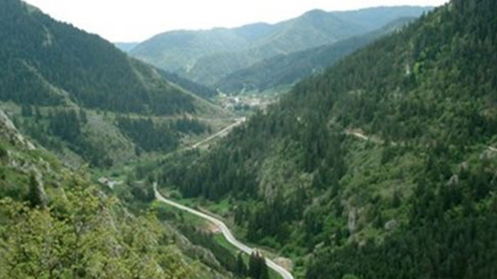 Добри са условията за туризъм в планините. Това съобщиха за