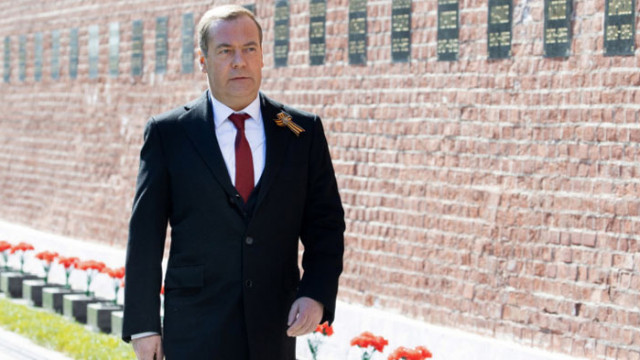 Дмитрий Медведев заместник секретар на мощния Съвет за сигурност на