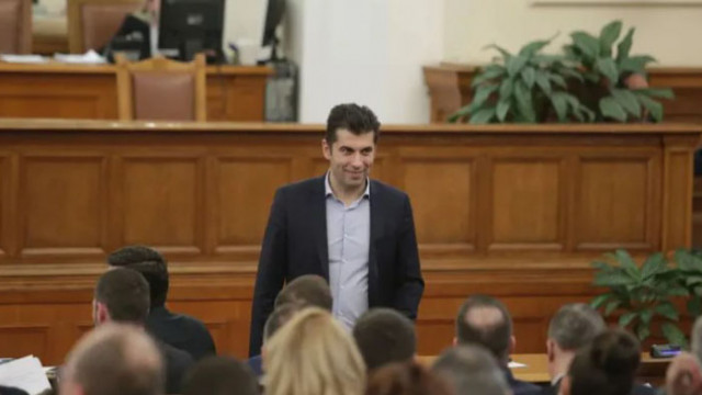 Кирил Петков: Имаме напредък с ГЕРБ, ще изслушаме Димитър Радев за БНБ