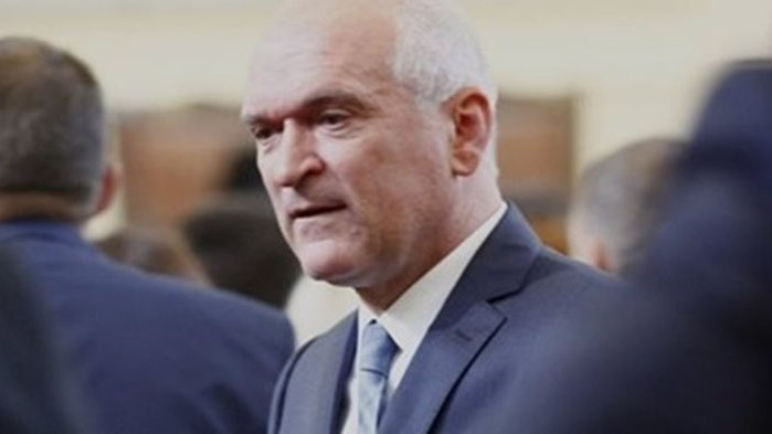 ГЕРБ-СДС внесе в парламента кандидатурата на Димитър Главчев за управител