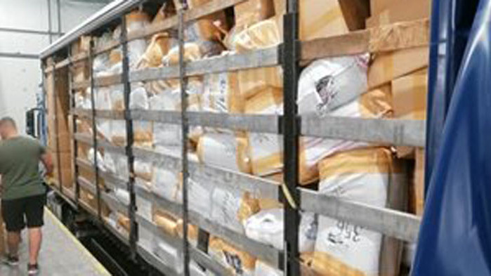 Общо 55 438 артикула, по-голяма част от които текстилни изделия