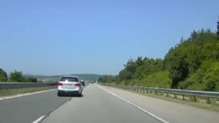 Опасно шофиране по магистрала Тракия. На кадри, заснети с видеорегистратор,