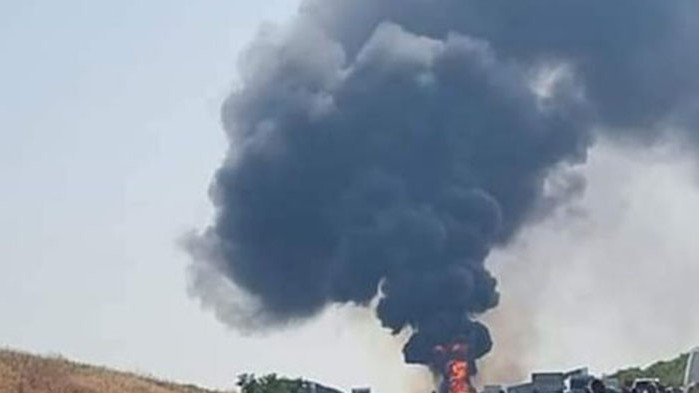 Камион гори на 270-ия км на автомагистрала Тракия“. Образувало се