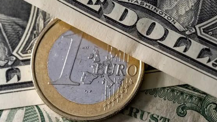 Еврото скочи в световен мащаб - и спрямо рублата, и