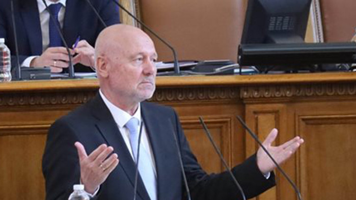 Не е ясно кога ще си приберем самолет Ан-30 от