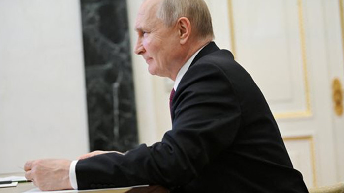 Руският президент Владимир Путин удължава до 31 декември 2025 г.