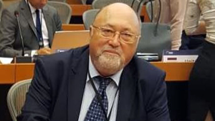 Александър Йорданов: Незнаещи журналисти и политолози твърдят, че ПП и ДБ се десни