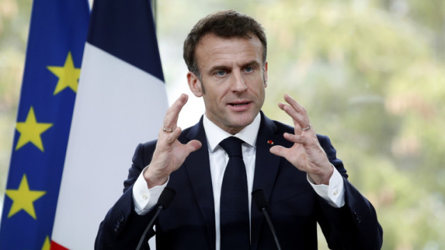 Френският президент Еманюел Макрон в четвъртък очаквано обяви ремонта на правителството