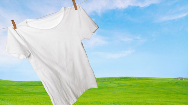 7 вида петна и начините да ги премахнем от бялата си дреха