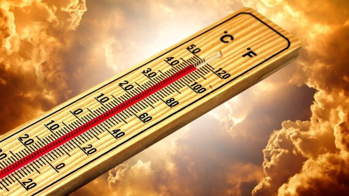 Опасни горещини: До 43° днес в Източна България, по крайбрежието до 33°