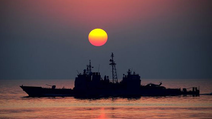 Един човек е загинал, а няколко са ранени при пожар