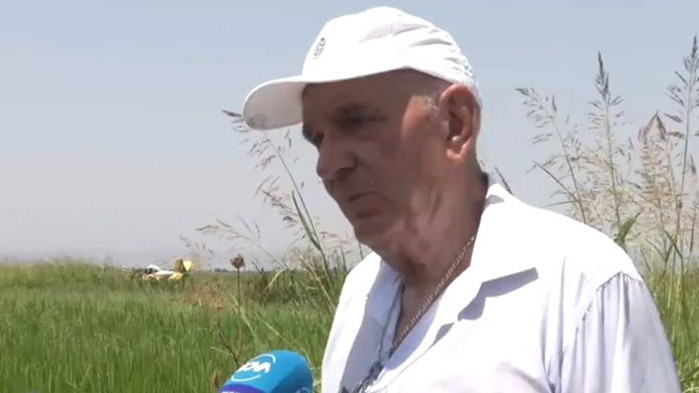 Малко вероятно е да е влязла птица в двигателя. Това