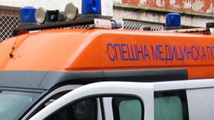 Мъж стреля по приятелка с въздушен пистолет и я рани в крака