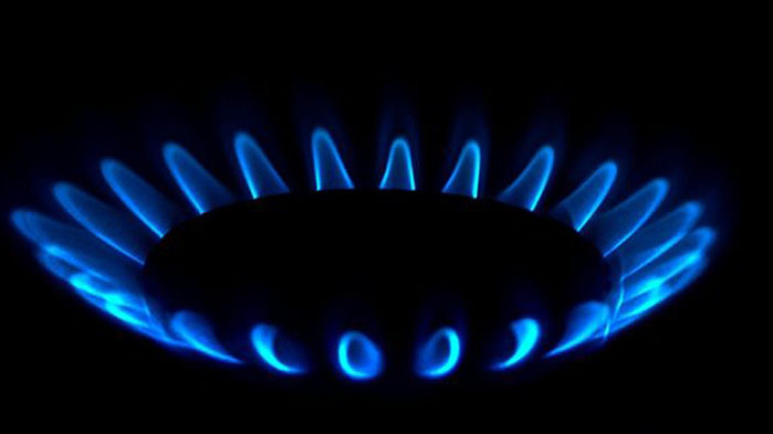 Очаква се цената на природния газ през август да е