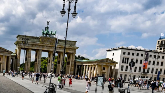 Разследват българи за финансови измами в Германия