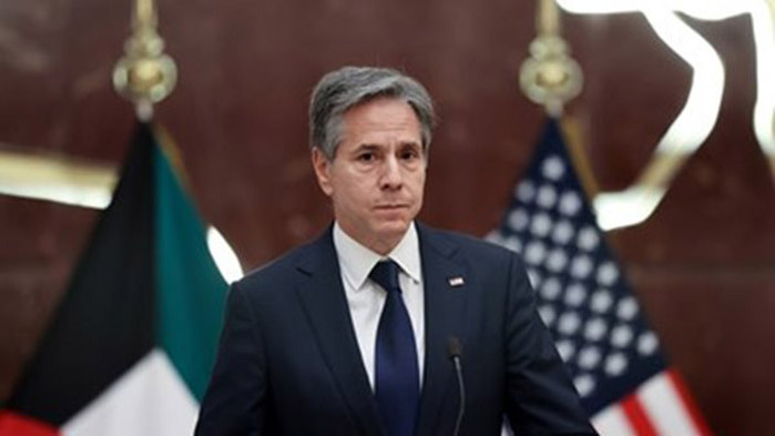 Силно се съмнявам той да е бил там на почивка,