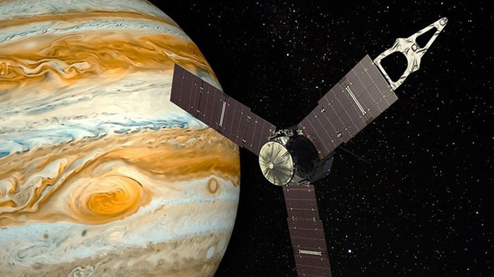 Космическият апарат „Джуно“ на НАСА прави най-близкото си приближаване до огнената луна на Юпитер