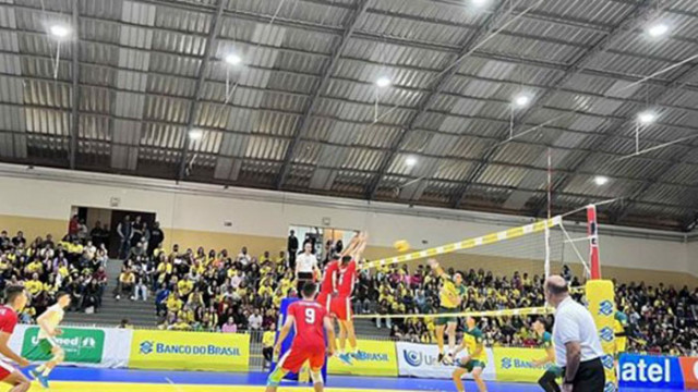 След изключителна драма националите на България по волейбол под 19