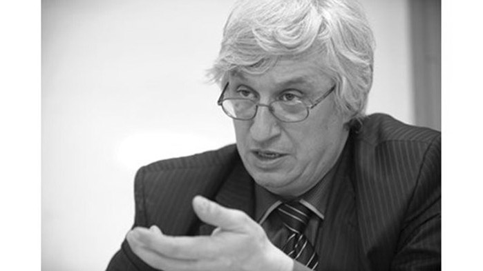 България загуби голям експерт, а аз скъп приятел, с тъга