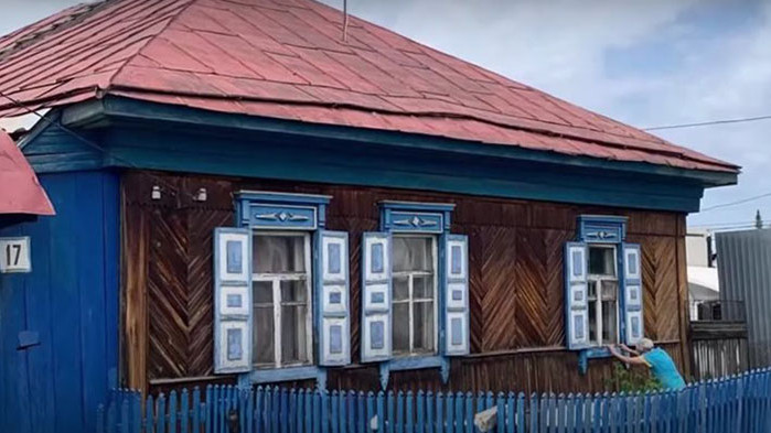 В продължение на 14 години жена е била заключена в