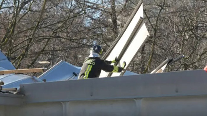 Български работник загина, докато поправя покрив на сграда в Италия