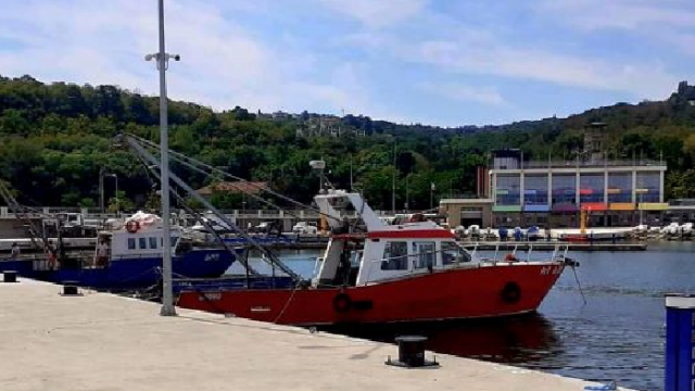Рибарското пристанище Карантината получи удостоверение за експлоатационна годност от министерството