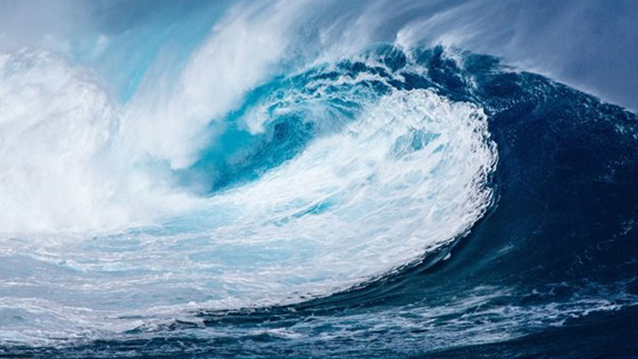 Гигантски вълни с височина над четири метра стават все по-често