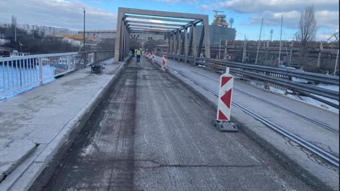 Започнаха ремонтните дейности по цялостната рехабилитация на участъка от железния мост до "Петрол"