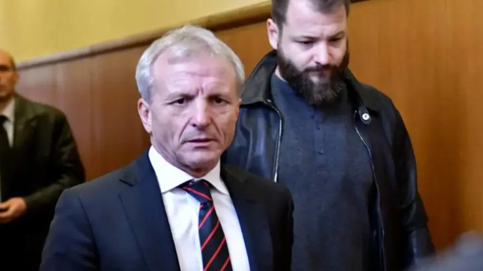 Феновете на ЦСКА скочиха на Ганчеви