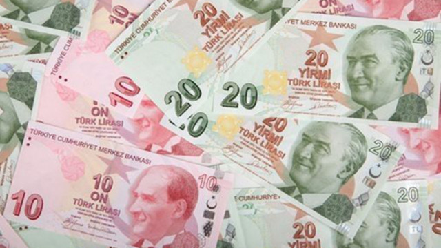Турската валута днес започна отново да губи стойността си спрямо