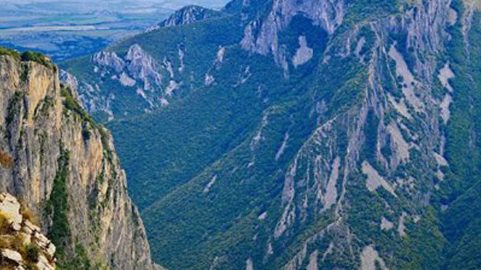 Лоши са атмосферните условия в планините, съобщиха за БТА от