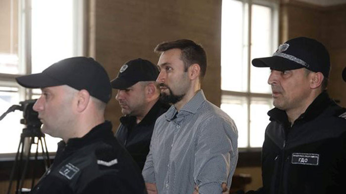 Орлин душил с ръце Евгения, преди да омотае главата й със стреч фолио