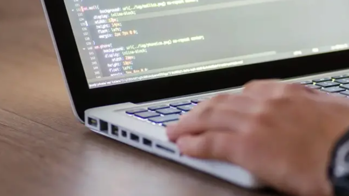 След акция на Интерпол: Свалят порно съдържание с малолетни от платформите