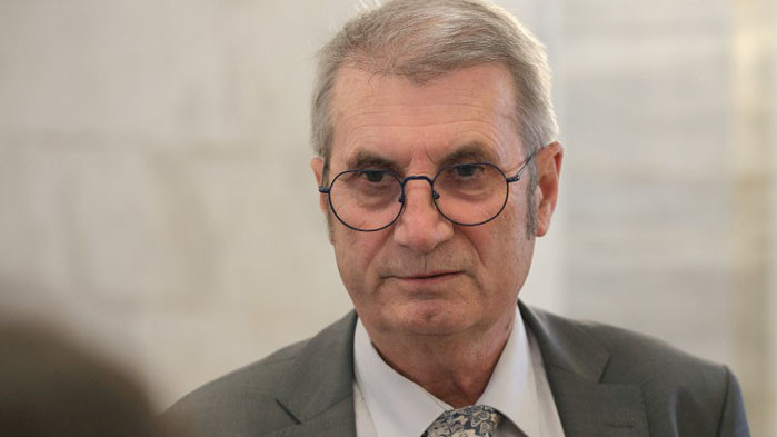 Проектът за Националната детска болница не е спиран. Тя ще се построи