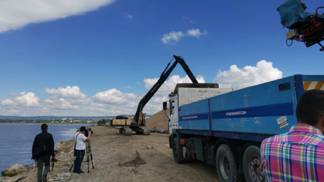 Община Варна ще поиска от държавата средства за вкопаването на тръбопровода във Варненското езеро