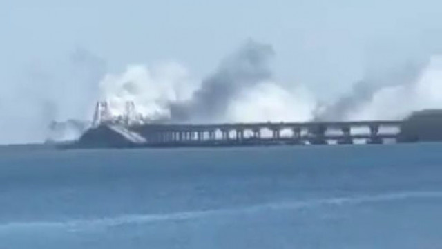 Нови взривове на Кримския мост (Видео)