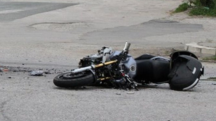Моторист загина след удар от джип на пътя Карлово-Пловдив