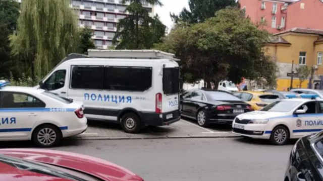Зрелищна гонка на полицията с нелегални мигранти в центъра на София