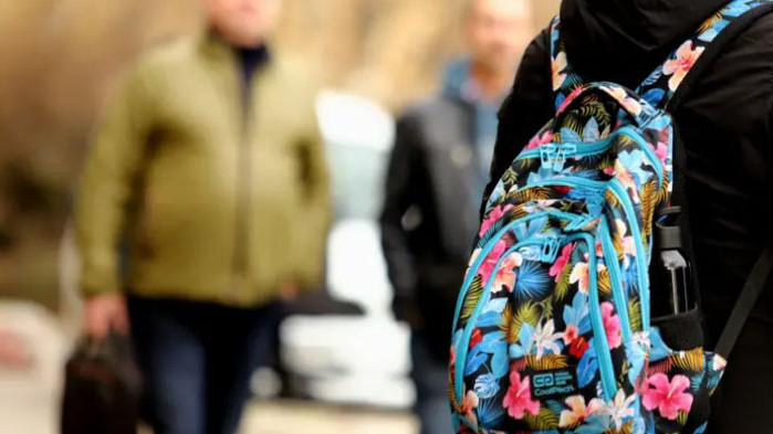 Семействата на над 85 000 деца, записани в първи и