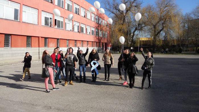 Превенция на домашното насилие сред ученици от Търговище, Попово и