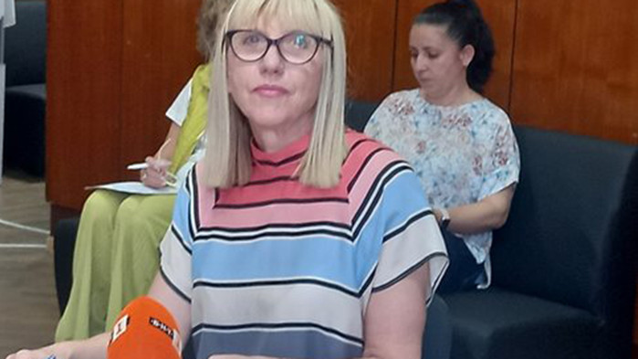 Пет паралелки ще бъдат закрити в гимназии от Пловдив и