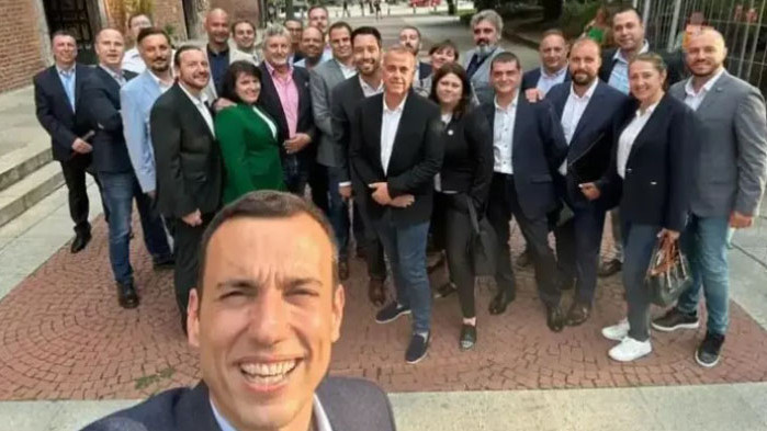 Равнопоставеност на половете: 4 жени и 22 мъже в кандидат-кметкия екип на ПП, ДБ и „Спаси София“