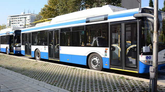 Връщат три автобусни линии от градския транспорт във Варна по старите им маршрути
