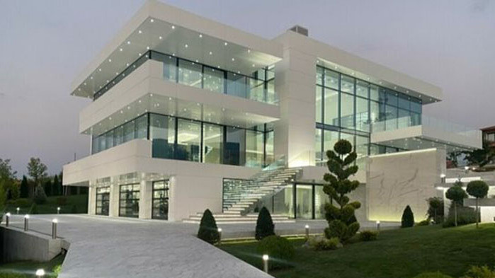 Най-скъпият недвижим имот в България се продава за 10,5 милиона
