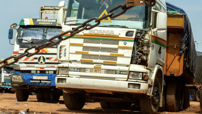 Великобритания е извела служителите на посолството си от Ниамей, столицата на