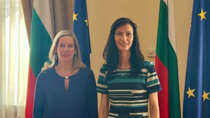 Насърчаването и защитата на правата на децата е основен приоритет