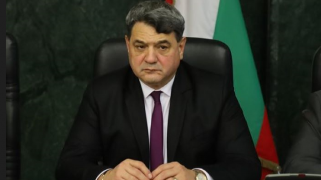 Махат главния секретар на МВР заради три от най-наболелите случаи в България през последните месеци