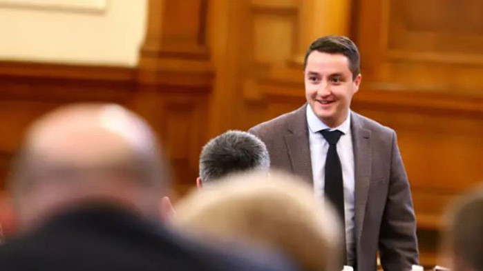 Румен Радев планираше да направи свой политически проект, а първата