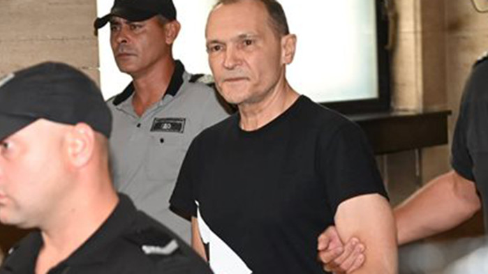 Съдът: Божков пробвал да изнасили жена, отказала му подкуп. Остава в ареста