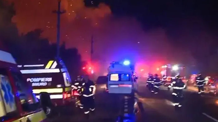 Един загинал и 46 обгорени при експлозии на бензиностанция в Румъния (ВИДЕО)